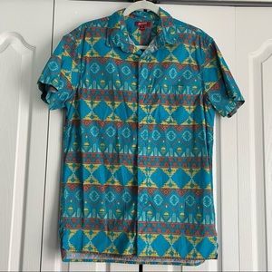 Arizona Jeans Co. Short Sleeve Button Up Southwest Inspired Pattern